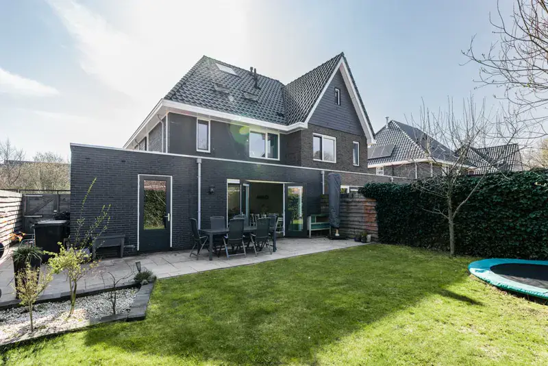 Woonkamer van een haren in Groningen