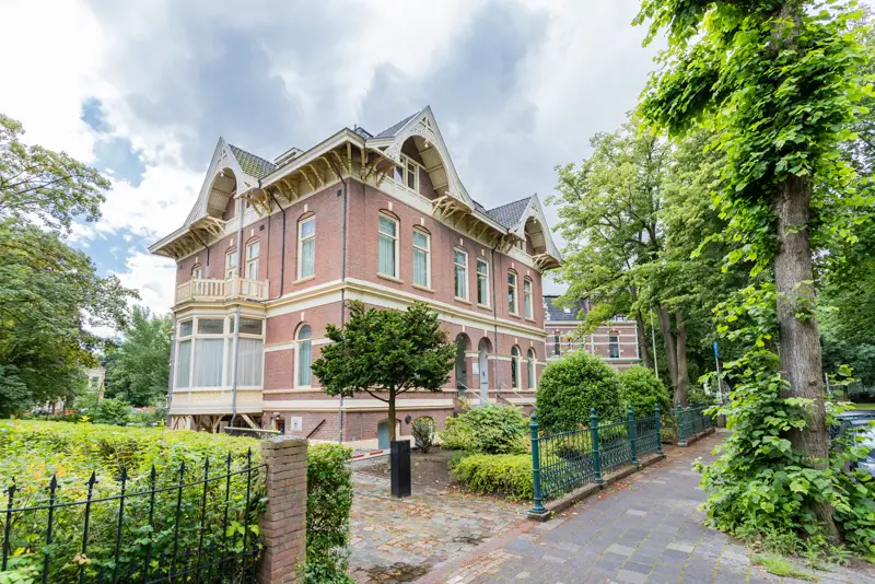 Vastgoedfotografie van een monumentale villa in Groningen