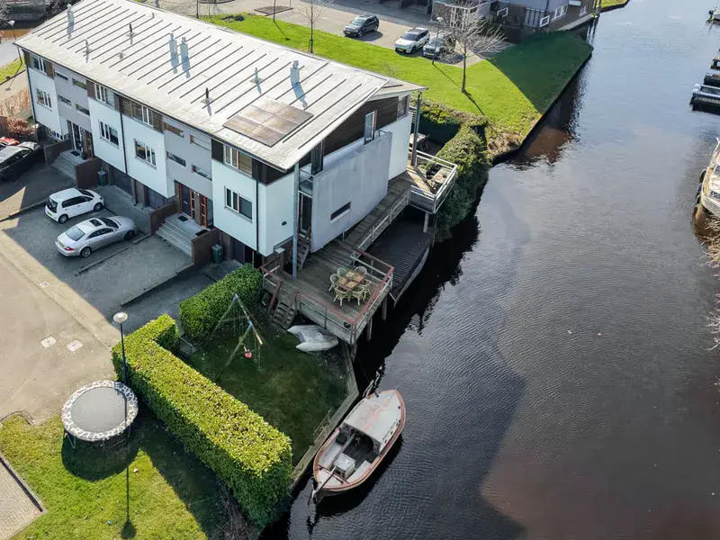 Woningfotografie in Leek, woning aan het water