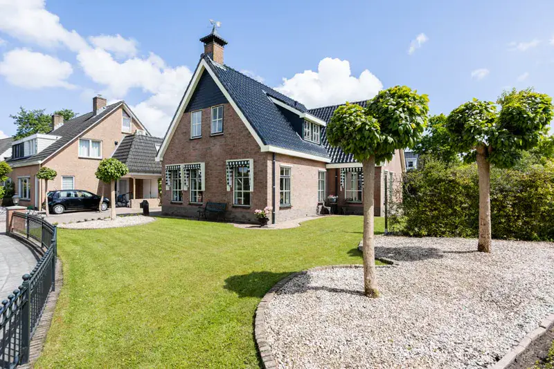 Woningfotografie in Zevenhuizen, gezinswoning met tuin